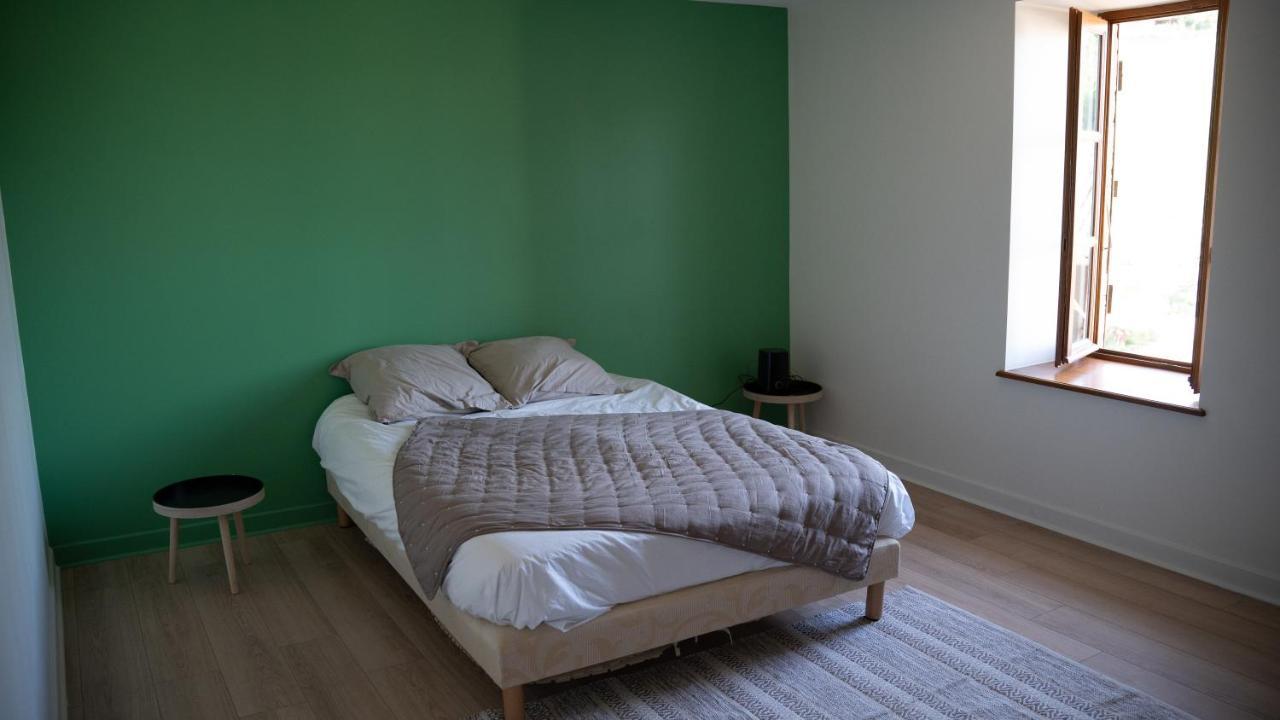 Appart O Moines Jalogny Bagian luar foto